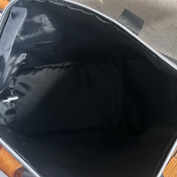 NWT Coach Gunmetal Metallic Gray Duffle Bag Travel Gym Carry On - Picture 5 of 5